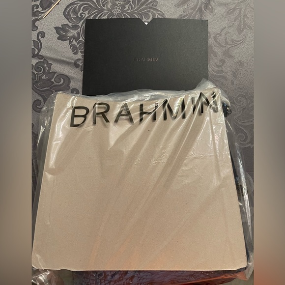 Brahmin Katie Crossbody Maritime NWT - Picture 10 of 13